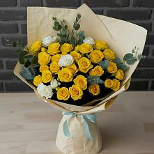 Букет цветов из:  Розы в Чухломе