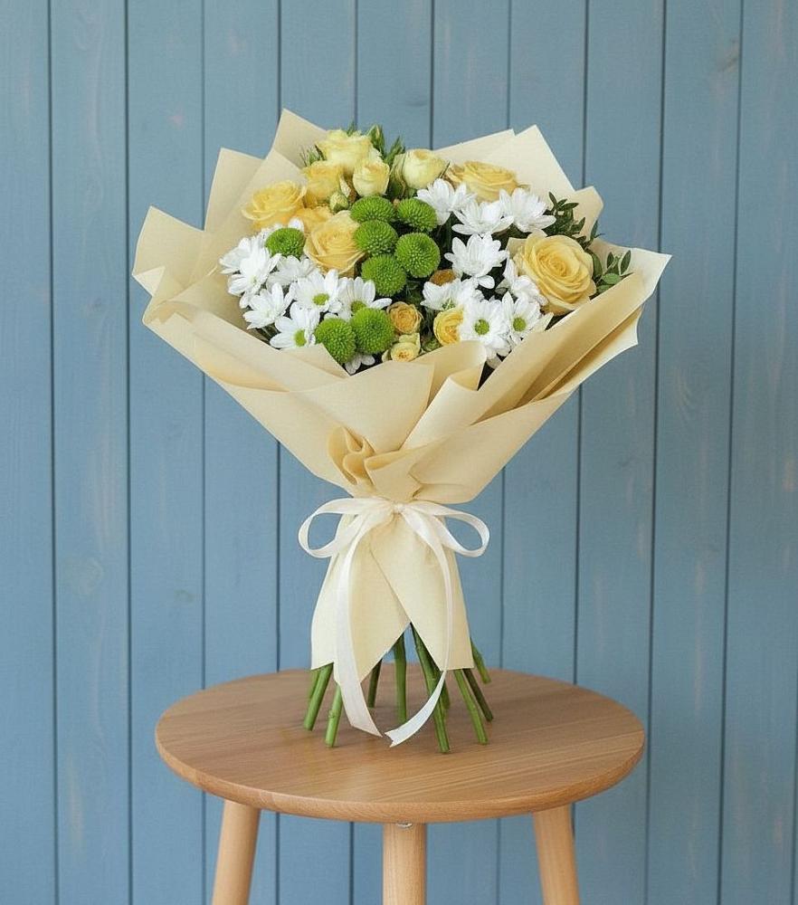 Букет цветов из: Хризантемы и Розы в Чухломе