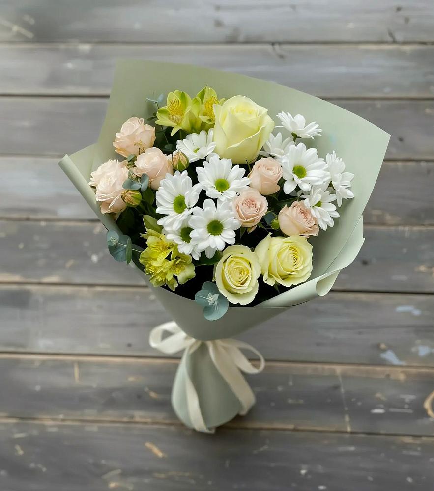 Букет цветов из: Альстромерии, Розы и Хризантемы в Чухломе