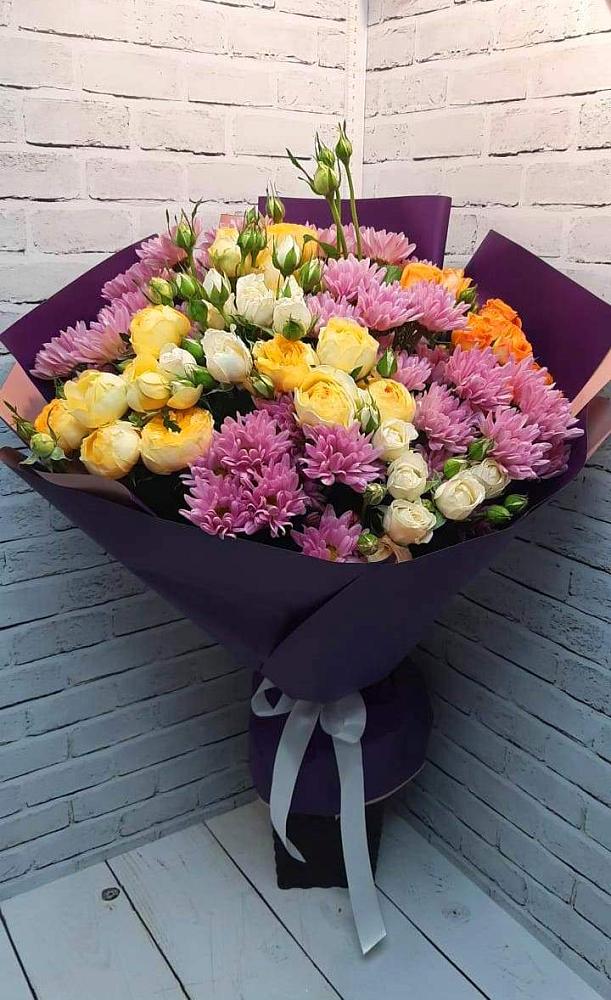 Букет цветов из: Хризантемы и Розы в Чухломе