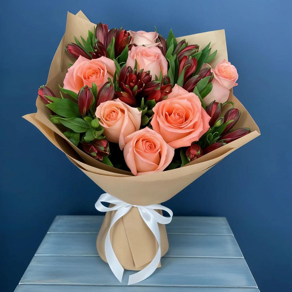 Букет цветов из: Розы и Альстромерии в Чухломе