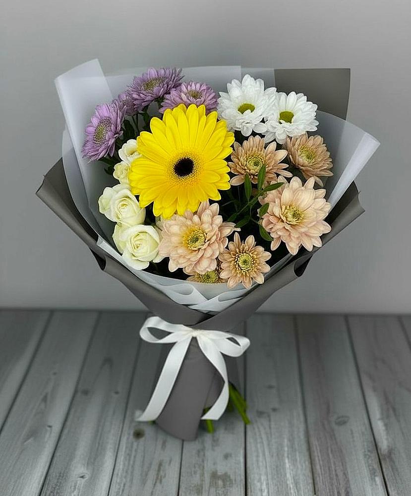 Букет цветов из: Розы, Герберы и Хризантемы в Чухломе