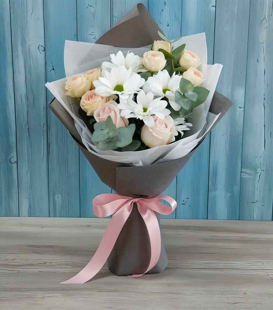 Букет цветов из: Хризантемы и Розы в Чухломе