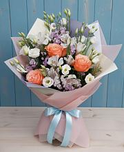 Букет цветов из:  Лизиантусы, Розы, Альстромерии и Гипсофила #REPLACE_PRED# Чухломе