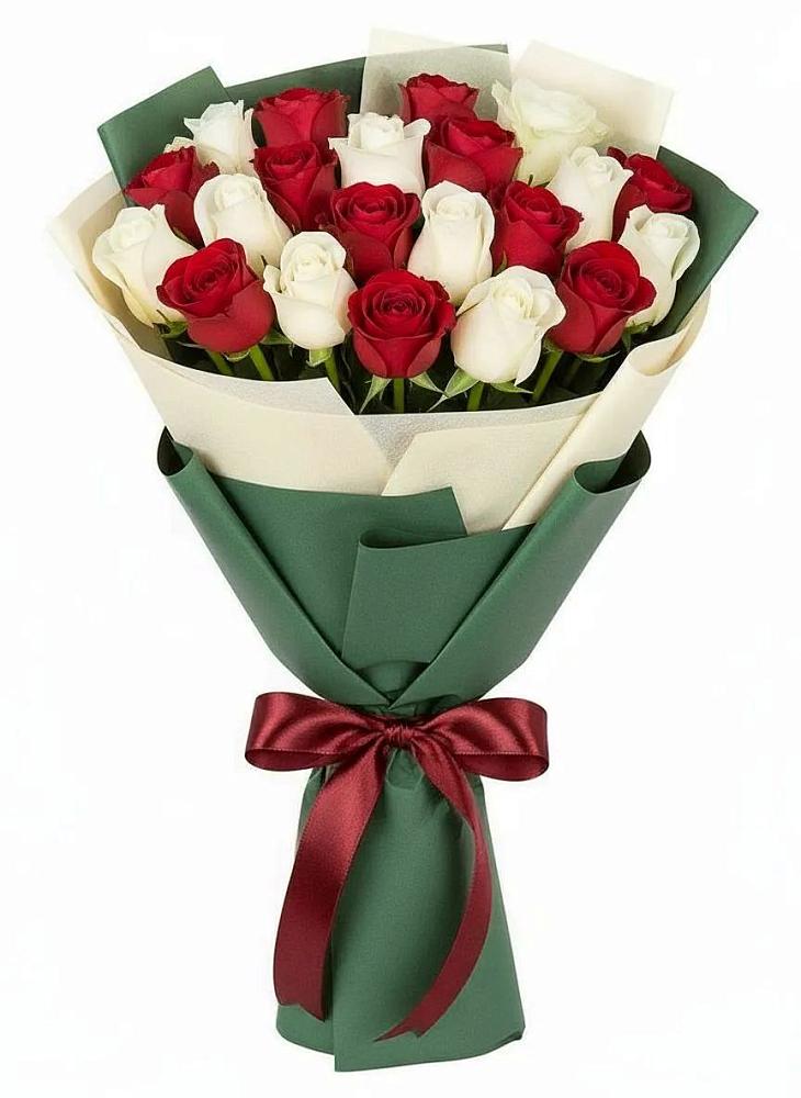 Букет Микс из красных и белых роз в Чухломе