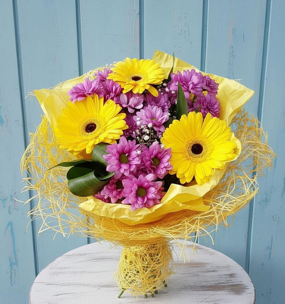 Букет цветов из: Хризантемы и Герберы в Чухломе