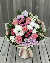 Букет цветов из:  Альстромерии, Гвоздики, Розы и Хризантемы в Чухломе