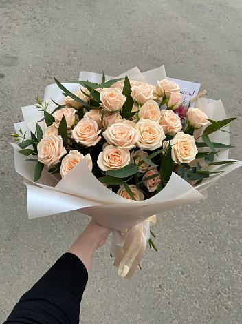 Букет Кремовые розы Латте в Чухломе