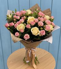 Букет цветов из:  Розы в Чухломе