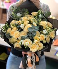 Букет цветов из:  Розы и Лизиантусы #REPLACE_PRED# Чухломе